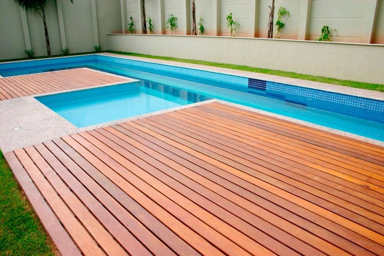 Ahşap deck sistre cila - eski deck yüzeyindeki çizikler